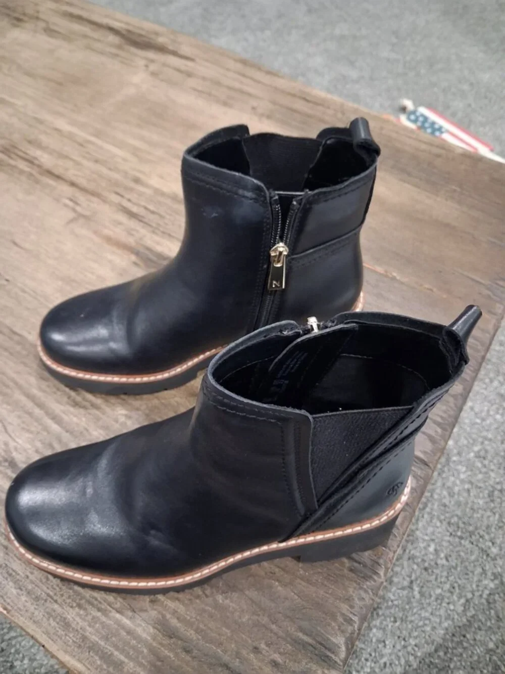 Naturalizer Darry Booties – Black Leather – Size 5 (BNWT)